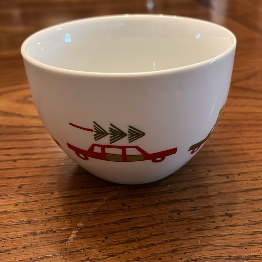 Crate&Barrel‎ holiday nesting bowls - Picture 5 of 16